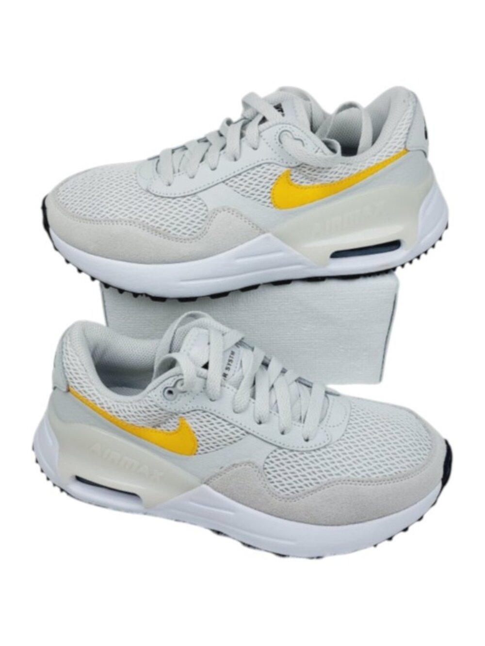Nike Women's White Yellow Air Max Systm Low Top Athletic Sneaker Size 7